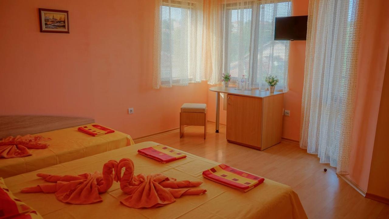 Tatyana Guest House Beala Exterior foto